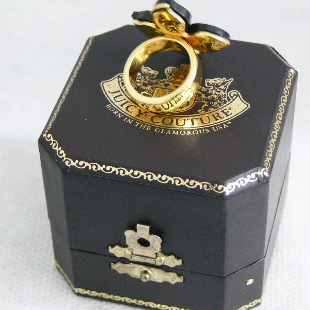 New  Original Juicy Couture Gold Wooden Flower Cocktail Ring